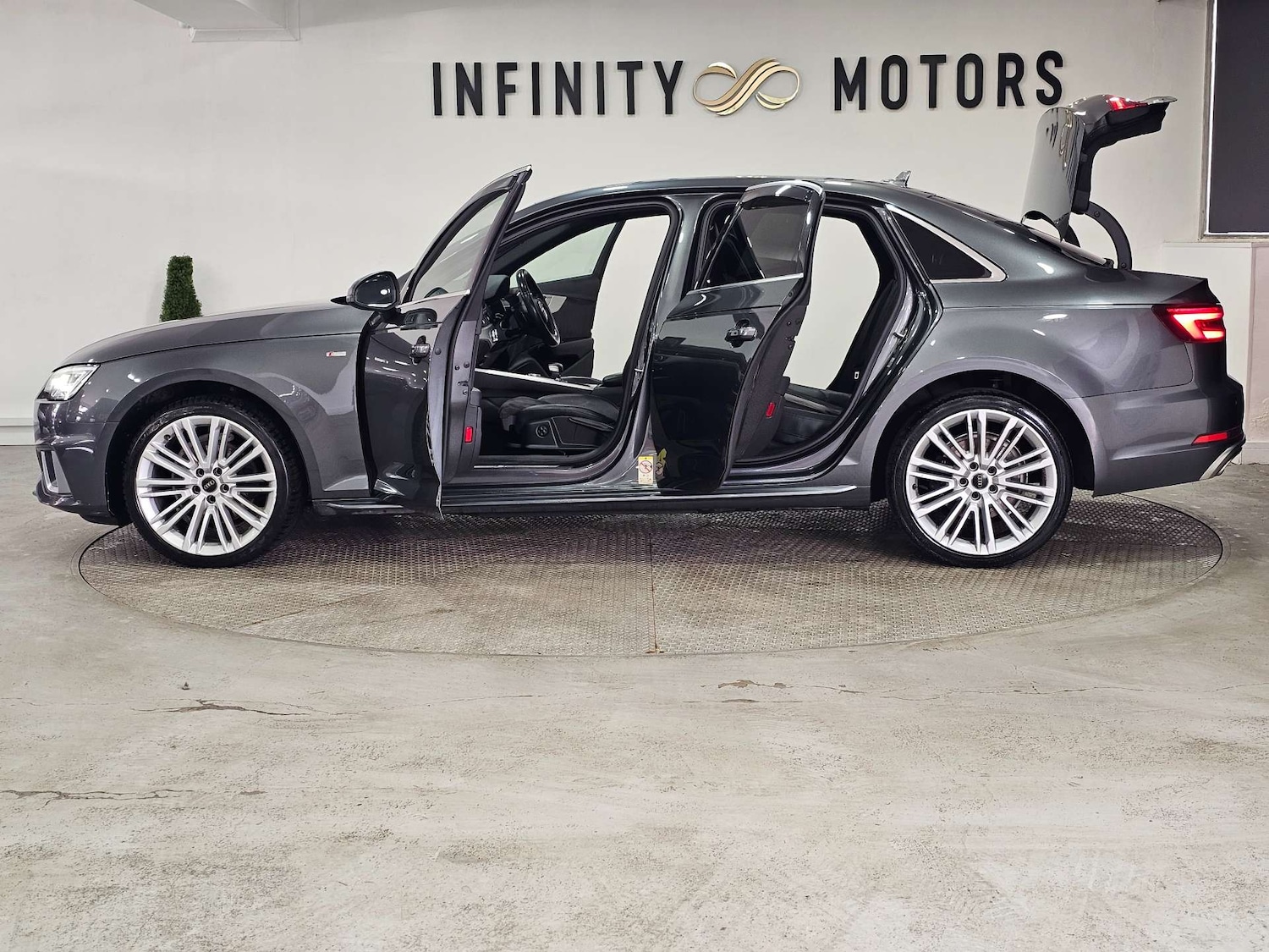 Used Audi A4 2019 for sale - 77937322: Photo 46