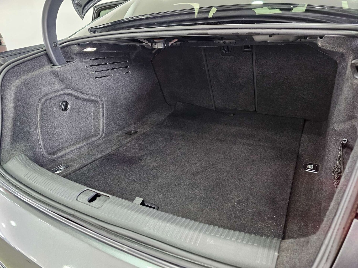 Used Audi A4 2019 for sale - 77937322: Photo 51