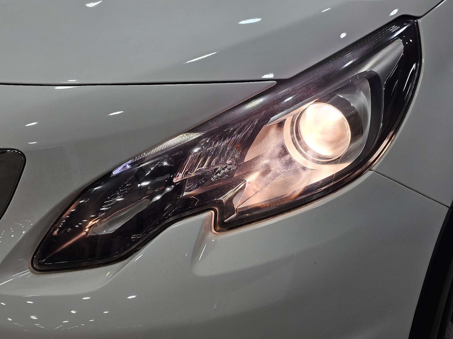 Used Peugeot 2008 2017 for sale - 77326133: Photo 18