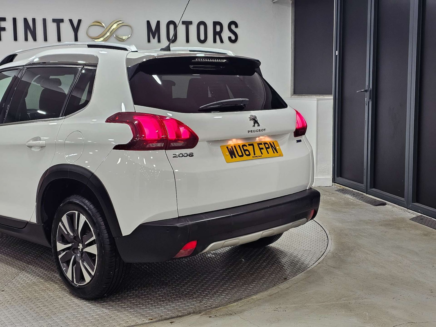 Used Peugeot 2008 2017 for sale - 77326133: Photo 26