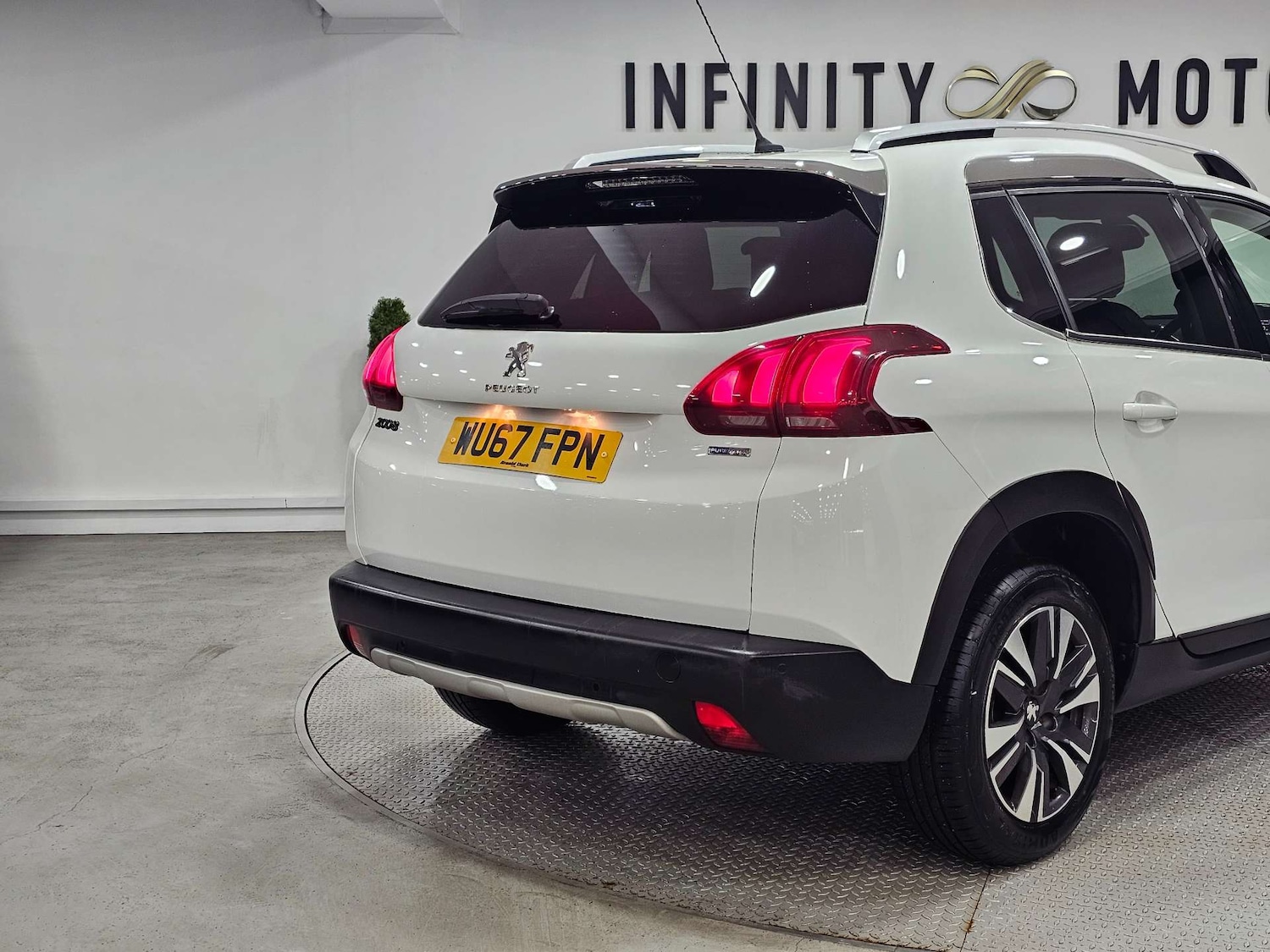 Used Peugeot 2008 2017 for sale - 77326133: Photo 30