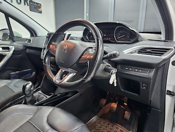 Used Peugeot 2008 2017 for sale - 77326133: Photo