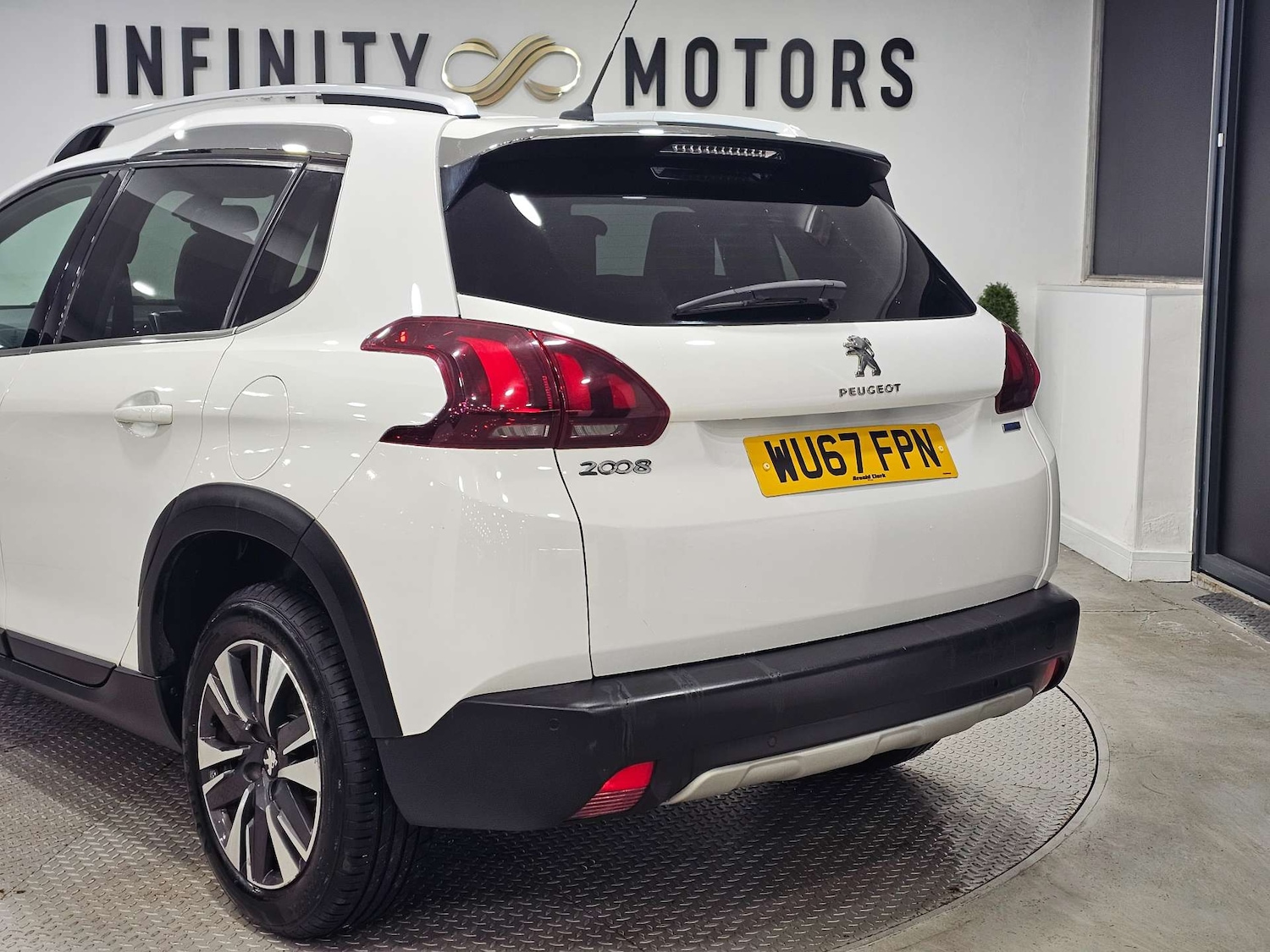 Used Peugeot 2008 2017 for sale - 77326133: Photo 41