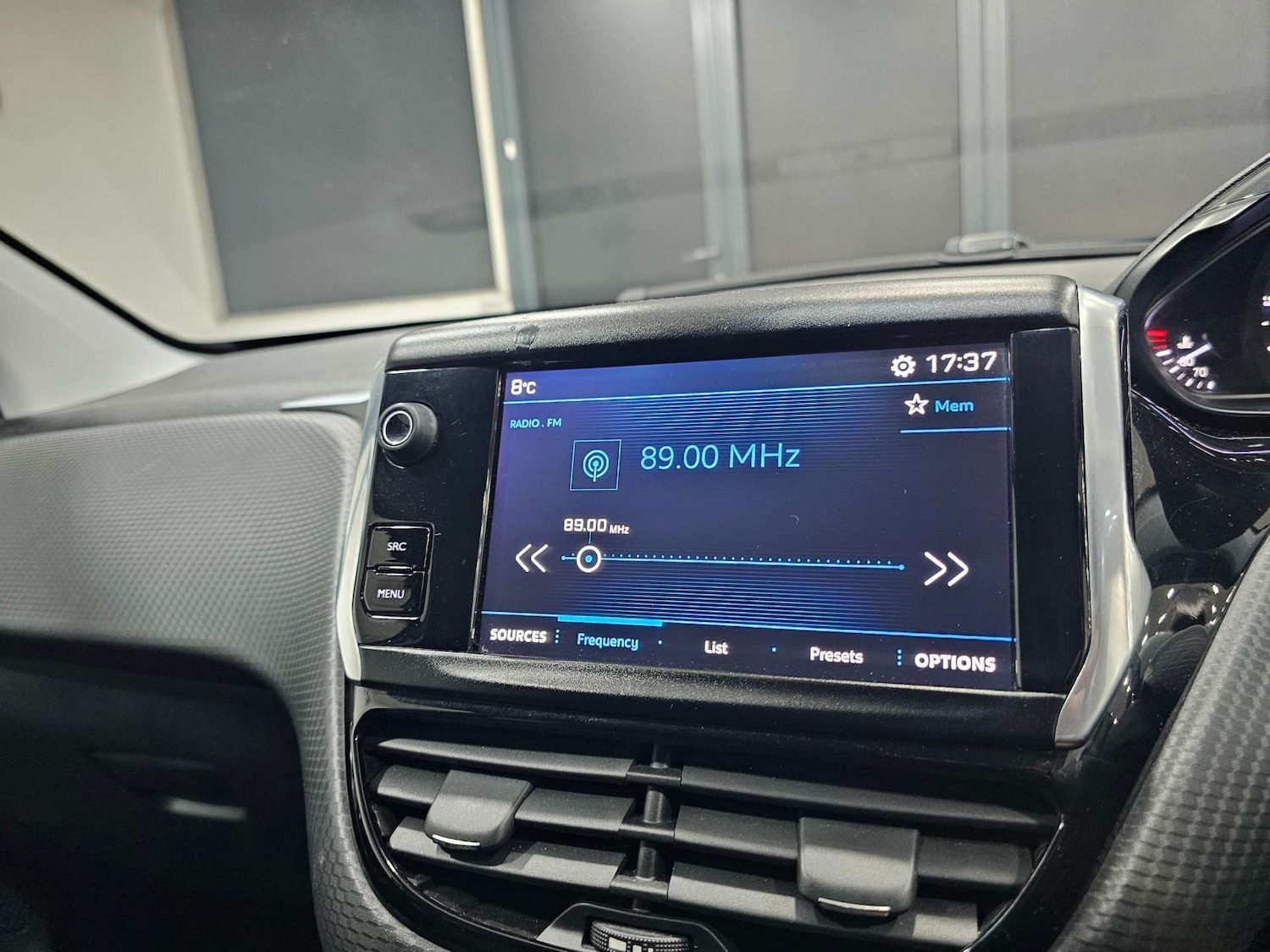 Used Peugeot 2008 2017 for sale - 77326133: Photo 70