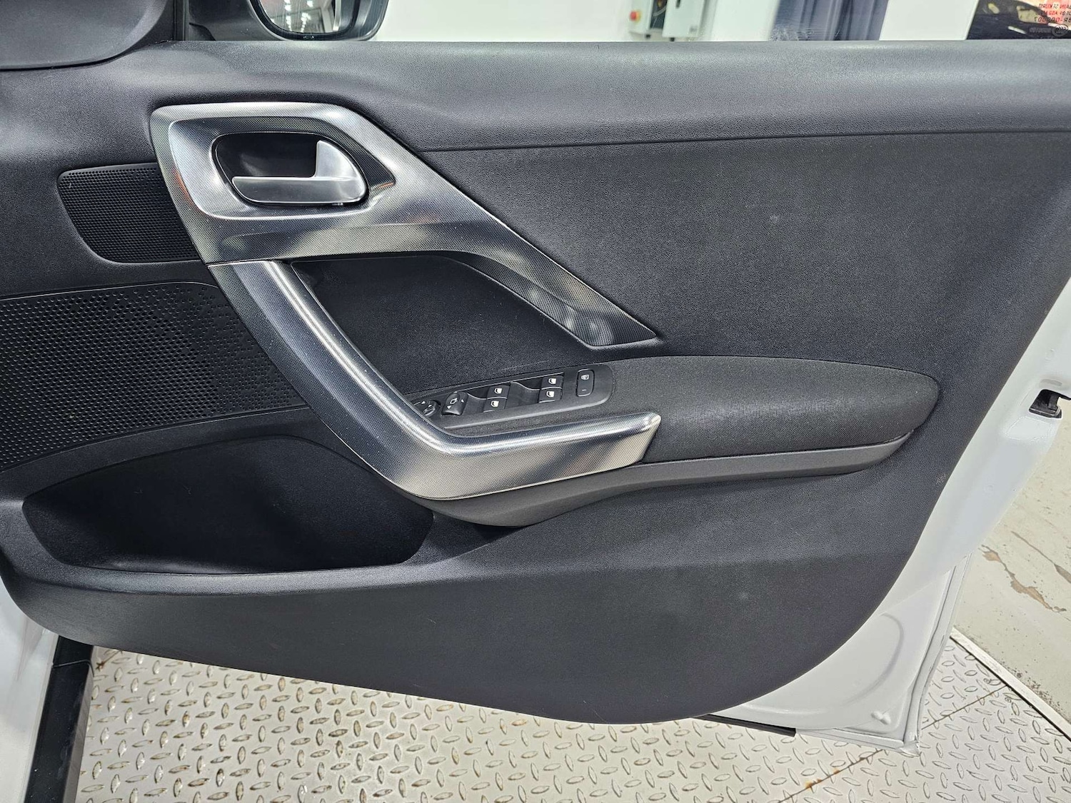 Used Peugeot 2008 2017 for sale - 77326133: Photo 73