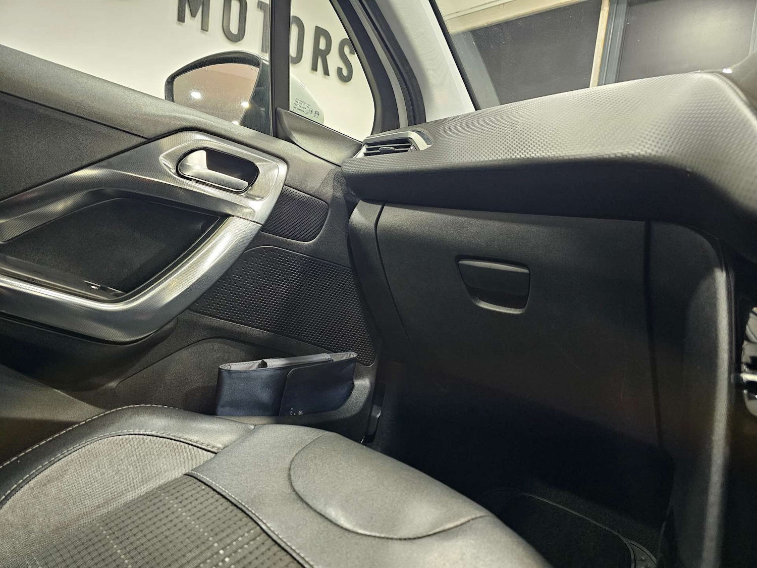 Used Peugeot 2008 2017 for sale - 77326133: Photo 79