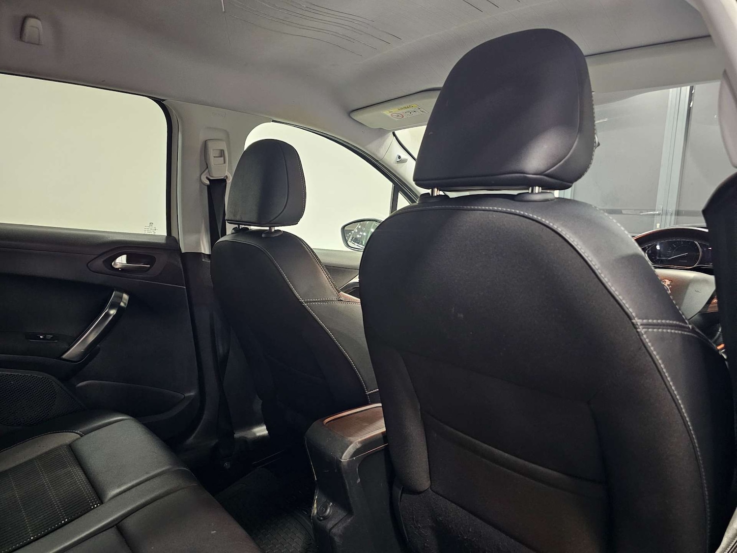 Used Peugeot 2008 2017 for sale - 77326133: Photo 82