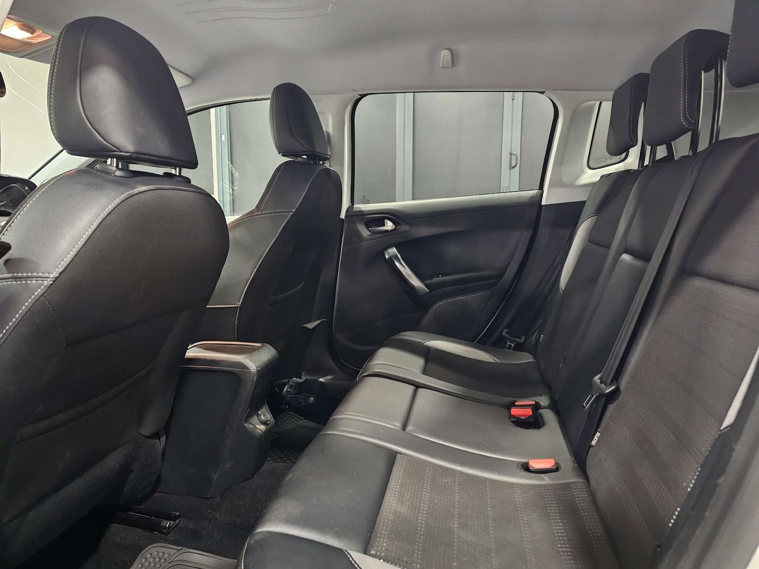 Used Peugeot 2008 2017 for sale - 77326133: Photo 87