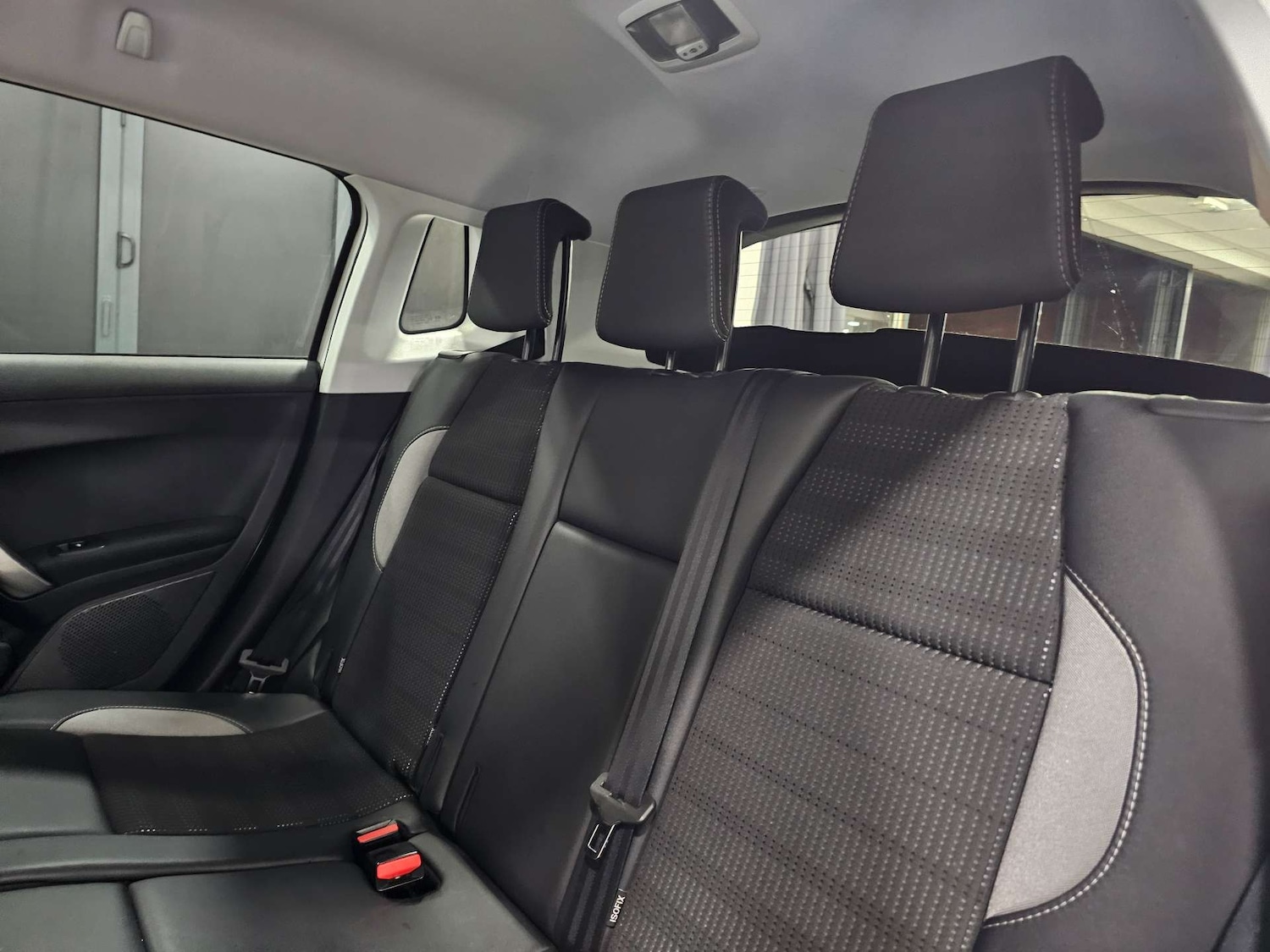 Used Peugeot 2008 2017 for sale - 77326133: Photo 89