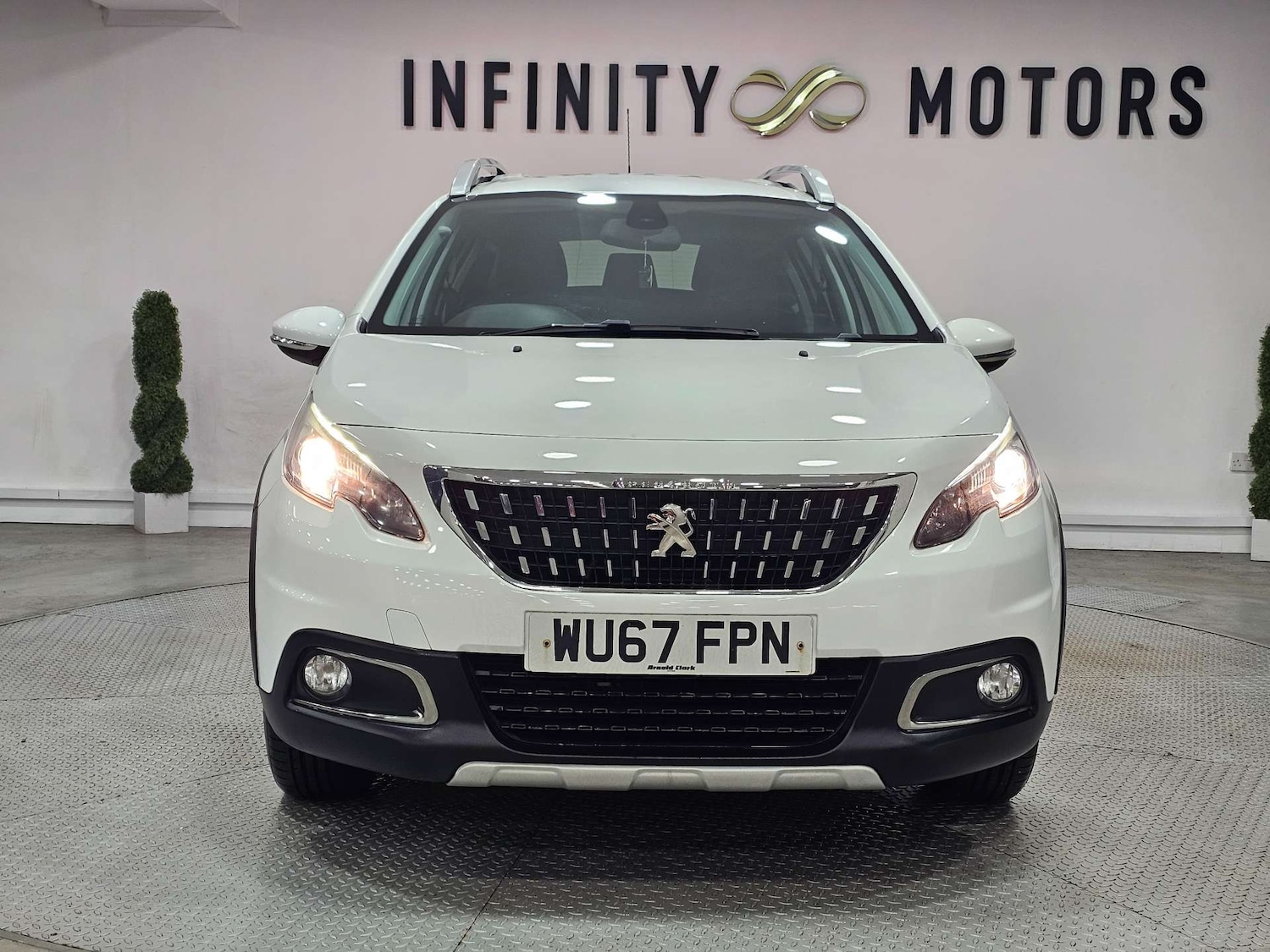 Used Peugeot 2008 2017 for sale - 77326133: Photo 9