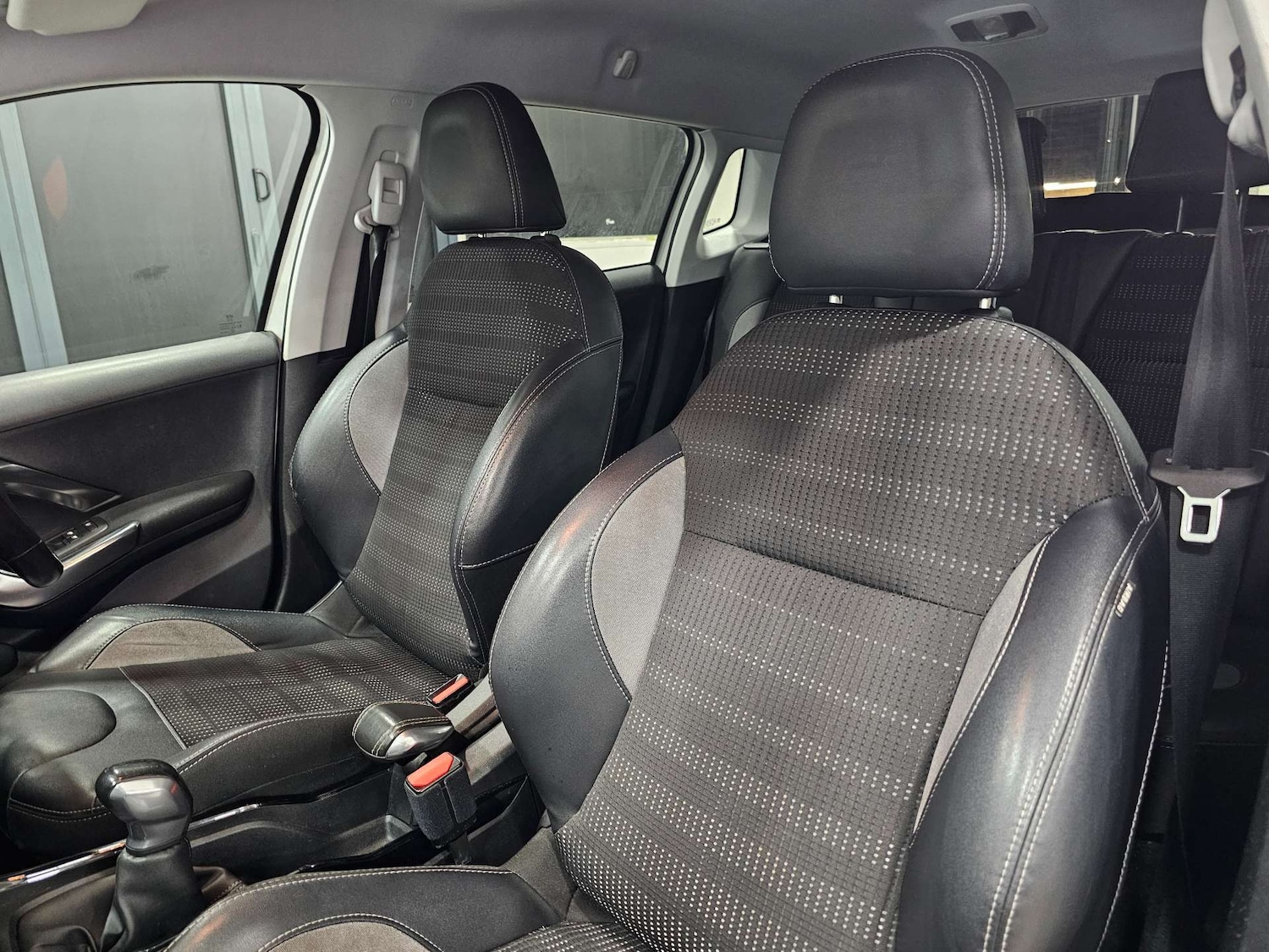 Used Peugeot 2008 2017 for sale - 77326133: Photo 94