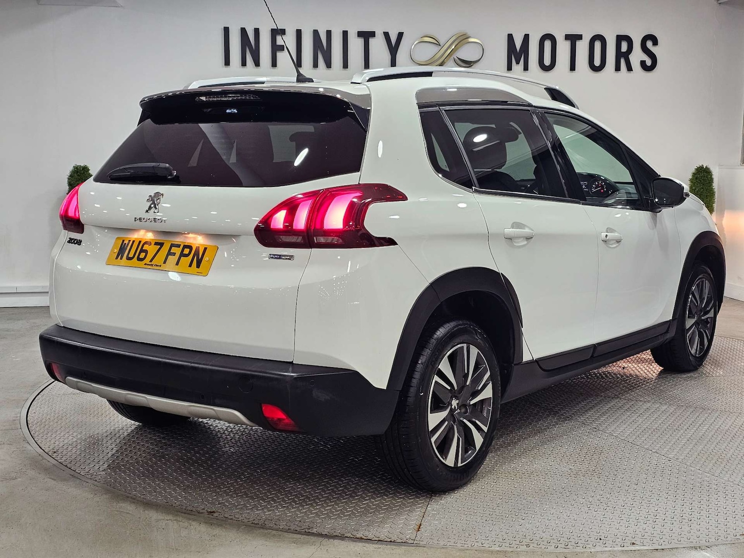 Used Peugeot 2008 2017 for sale - 77326133: Photo 98