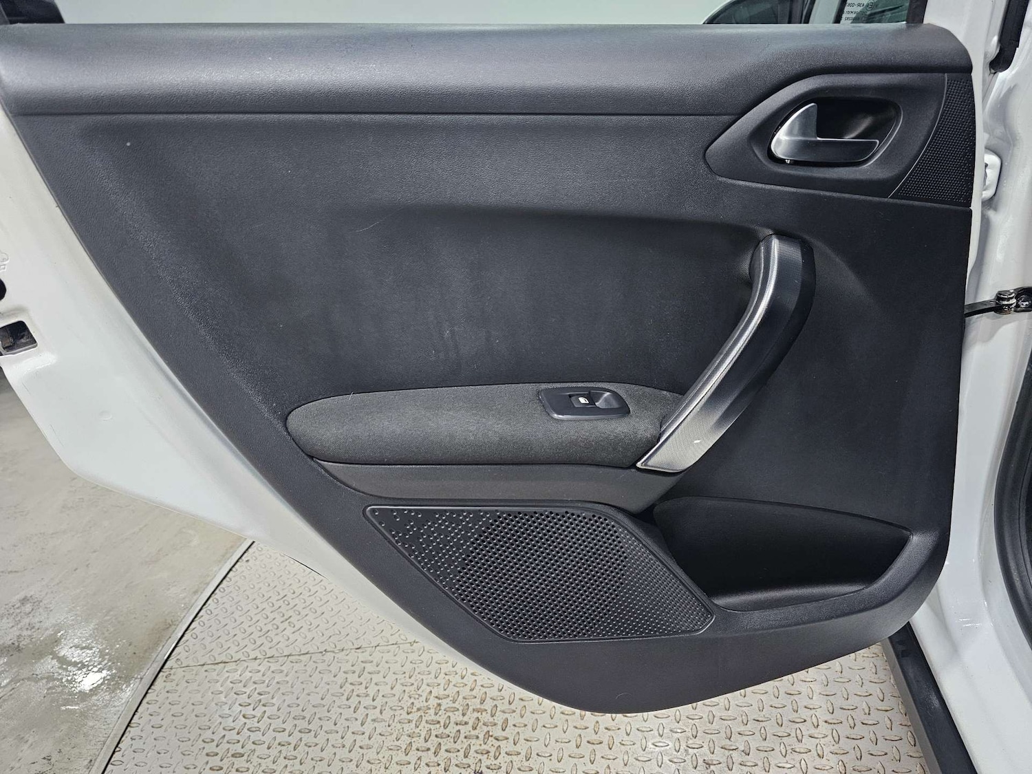 Used Peugeot 2008 2017 for sale - 77326133: Photo 99