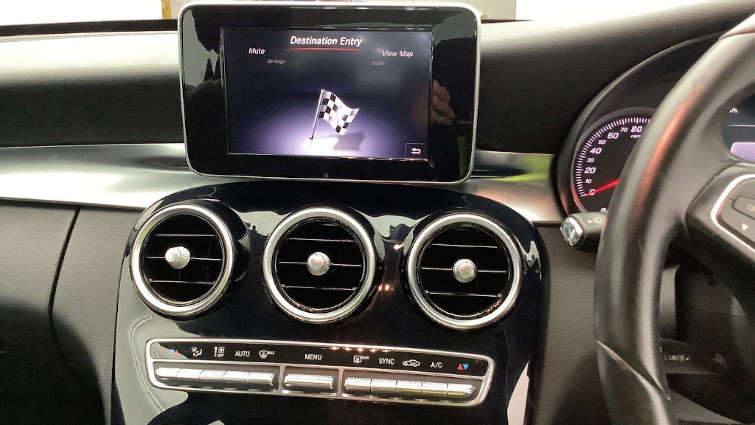 Used Mercedes-Benz C Class 2014 for sale - 76972338: Photo 14