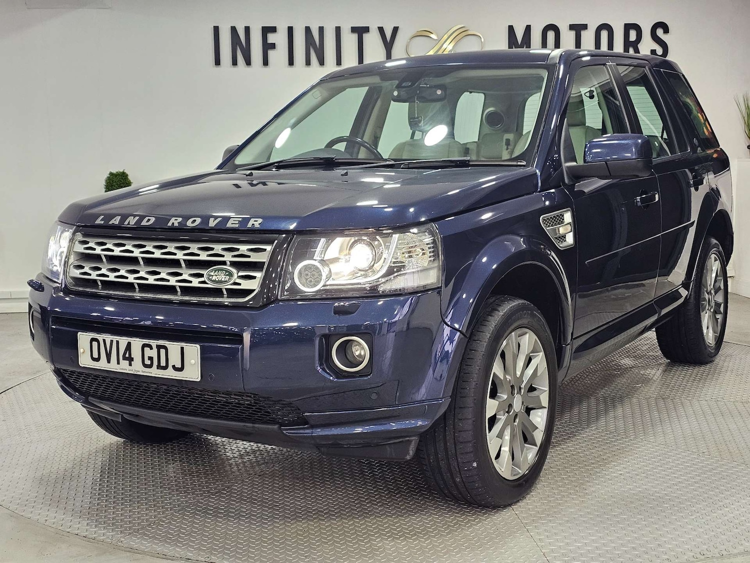 Used Land Rover Freelander 2014 for sale - 77087327: Photo 4
