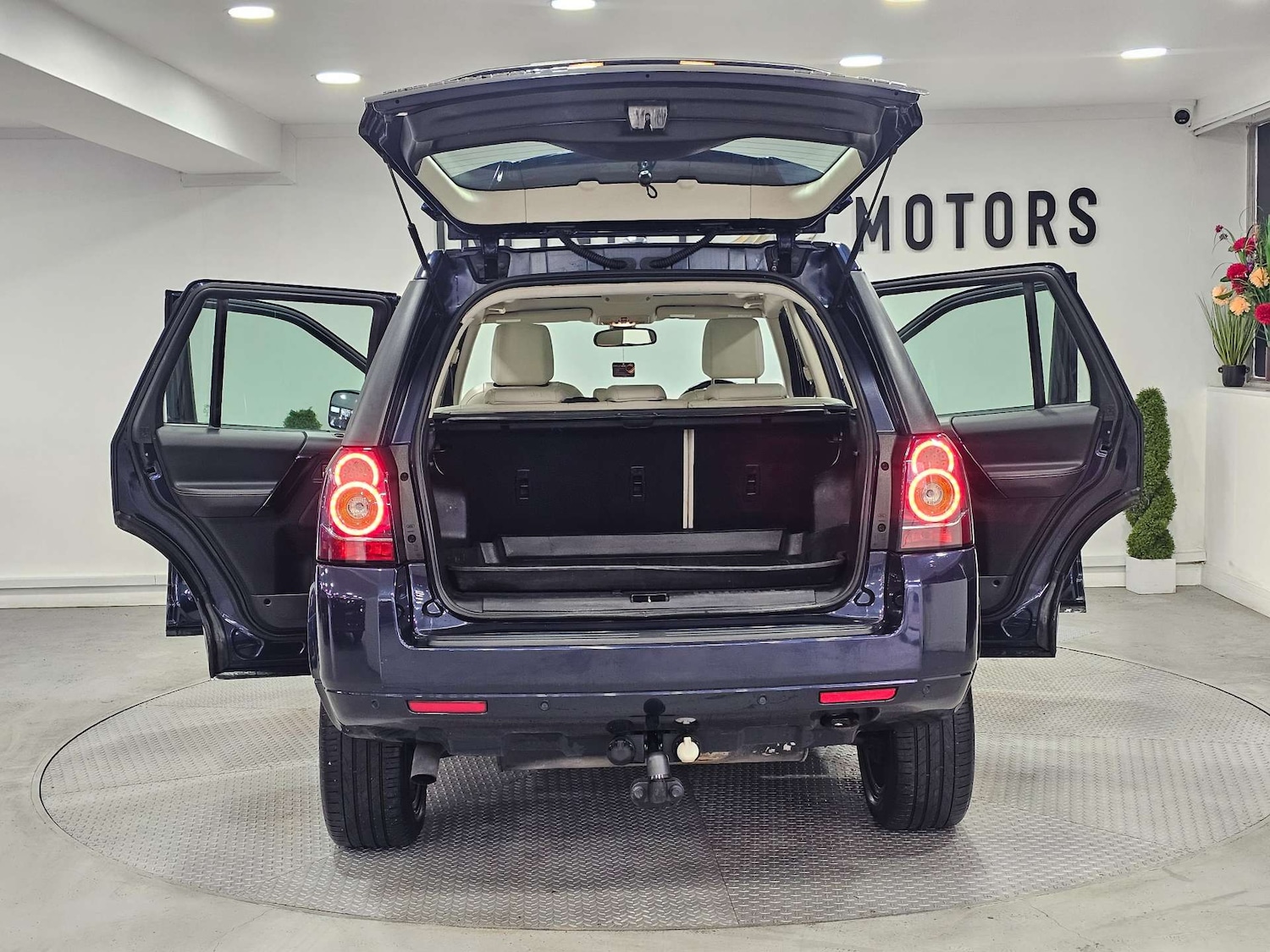 Used Land Rover Freelander 2014 for sale - 77087327: Photo 48