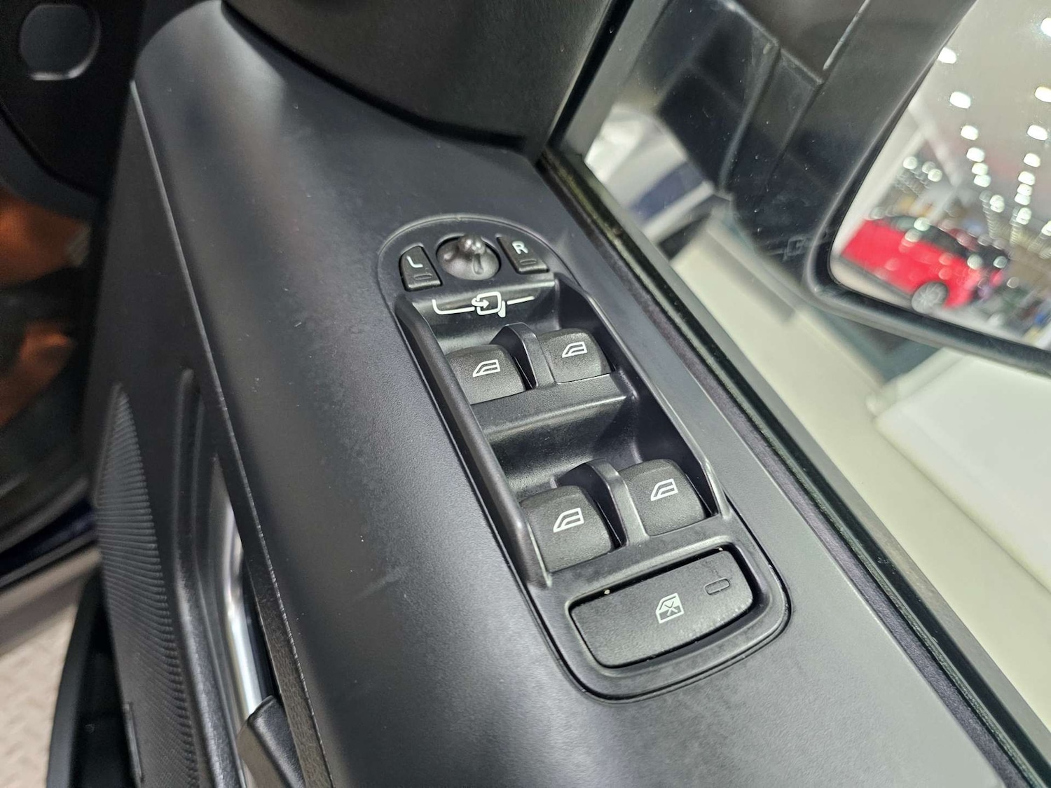 Used Land Rover Freelander 2014 for sale - 77087327: Photo 54