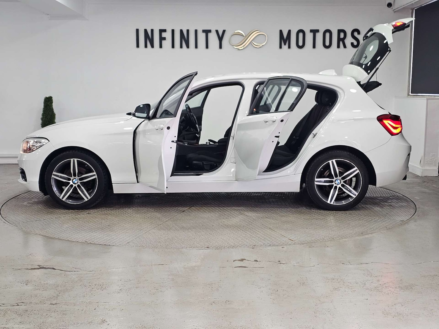Used BMW 1 Series 2018 for sale - 78068152: Photo 41