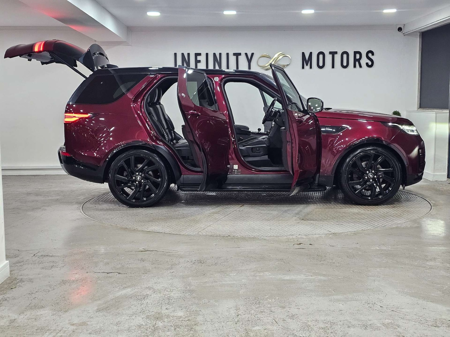 Used Land Rover Discovery 2017 for sale - 77318478: Photo 43