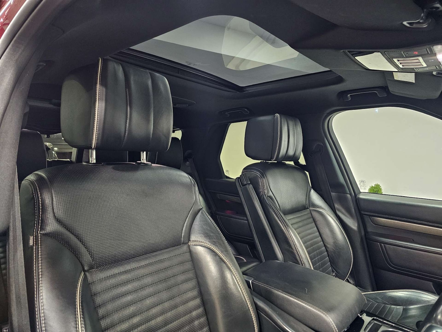 Used Land Rover Discovery 2017 for sale - 77318478: Photo 59