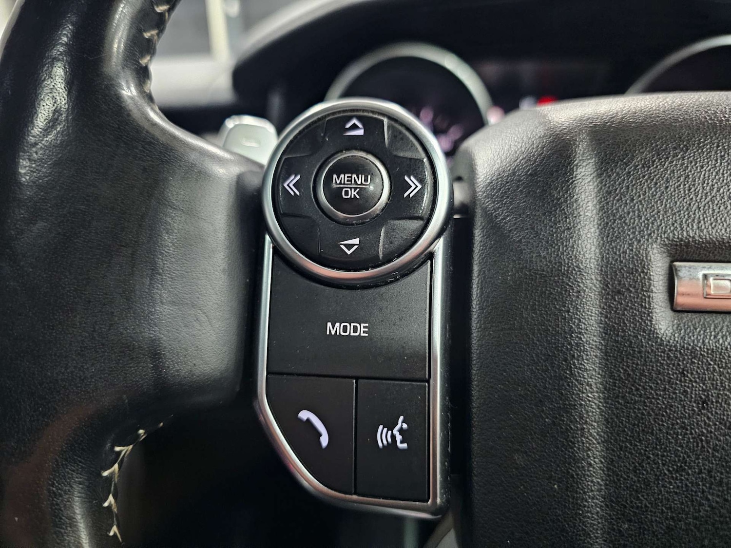 Used Land Rover Discovery 2017 for sale - 77318478: Photo 66