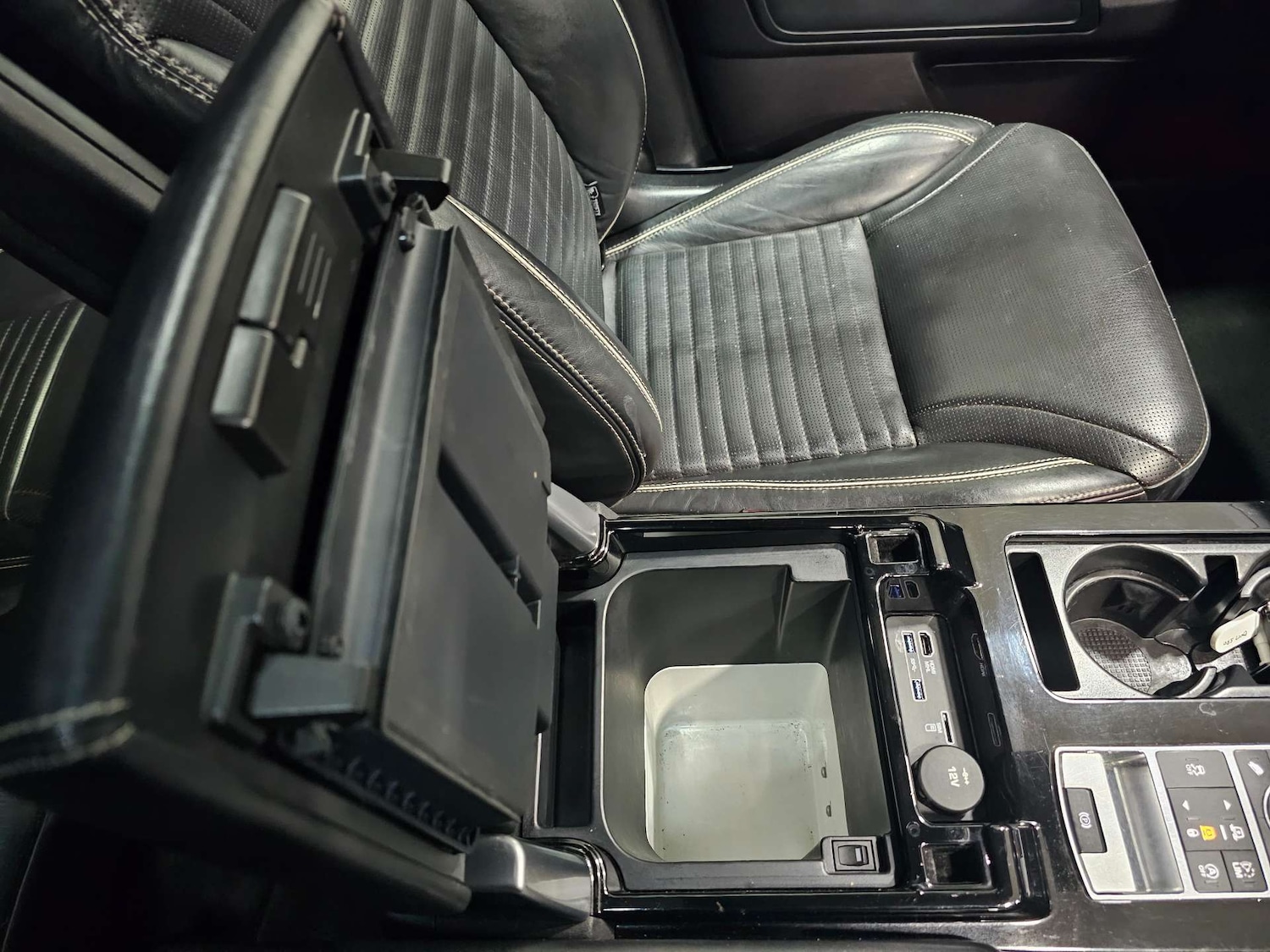 Used Land Rover Discovery 2017 for sale - 77318478: Photo 71