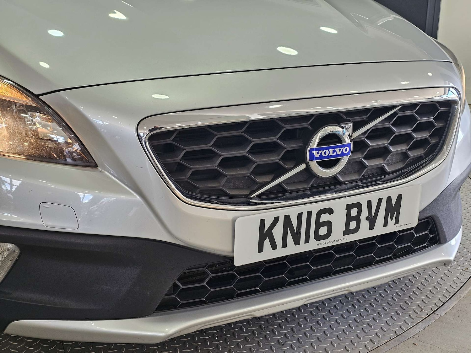 Used Volvo V40 2016 for sale - 77207682: Photo 18