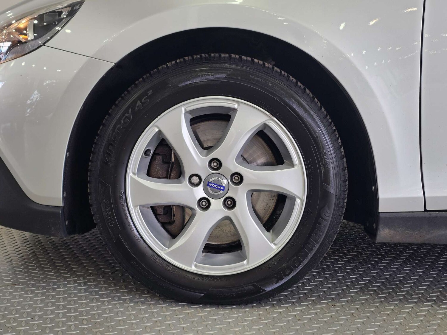 Used Volvo V40 2016 for sale - 77207682: Photo 23