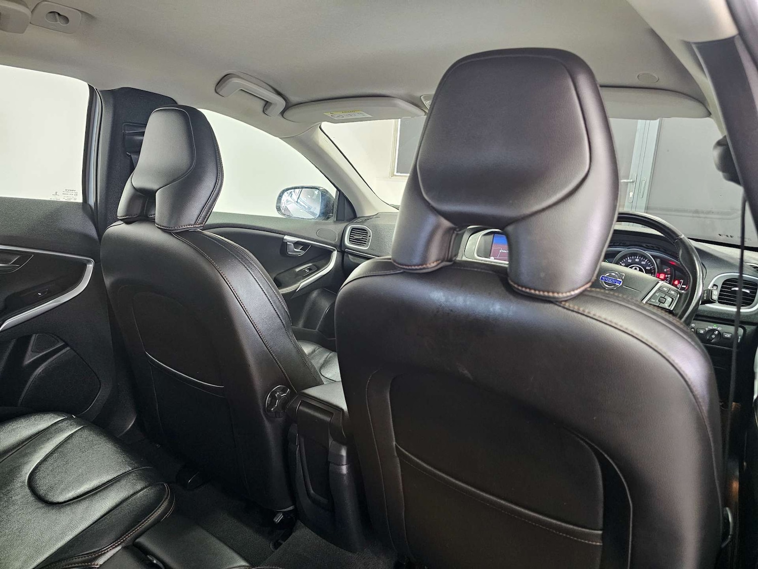 Used Volvo V40 2016 for sale - 77207682: Photo 78