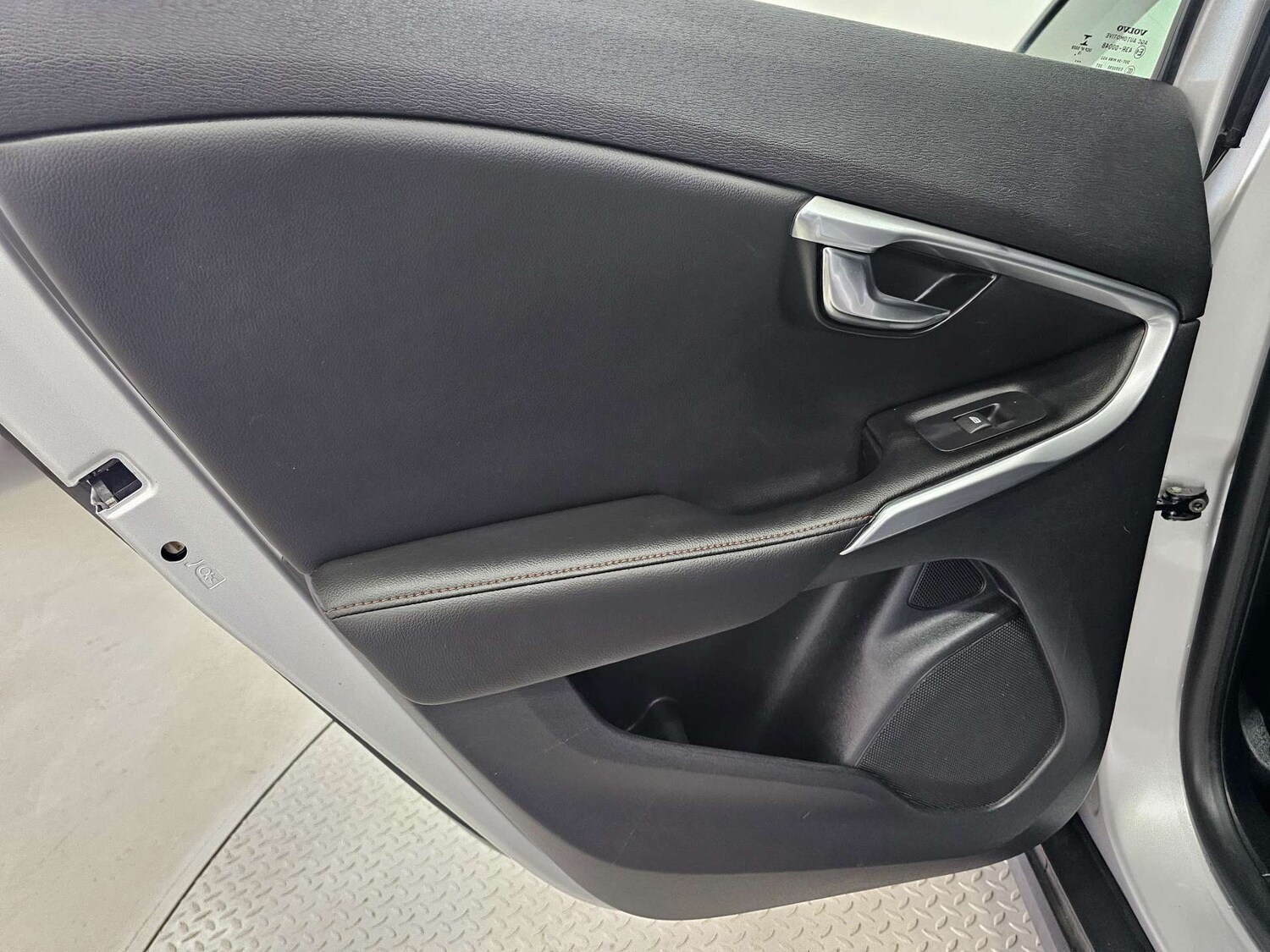 Used Volvo V40 2016 for sale - 77207682: Photo 81