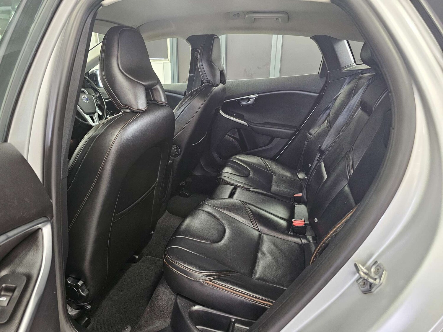 Used Volvo V40 2016 for sale - 77207682: Photo 84