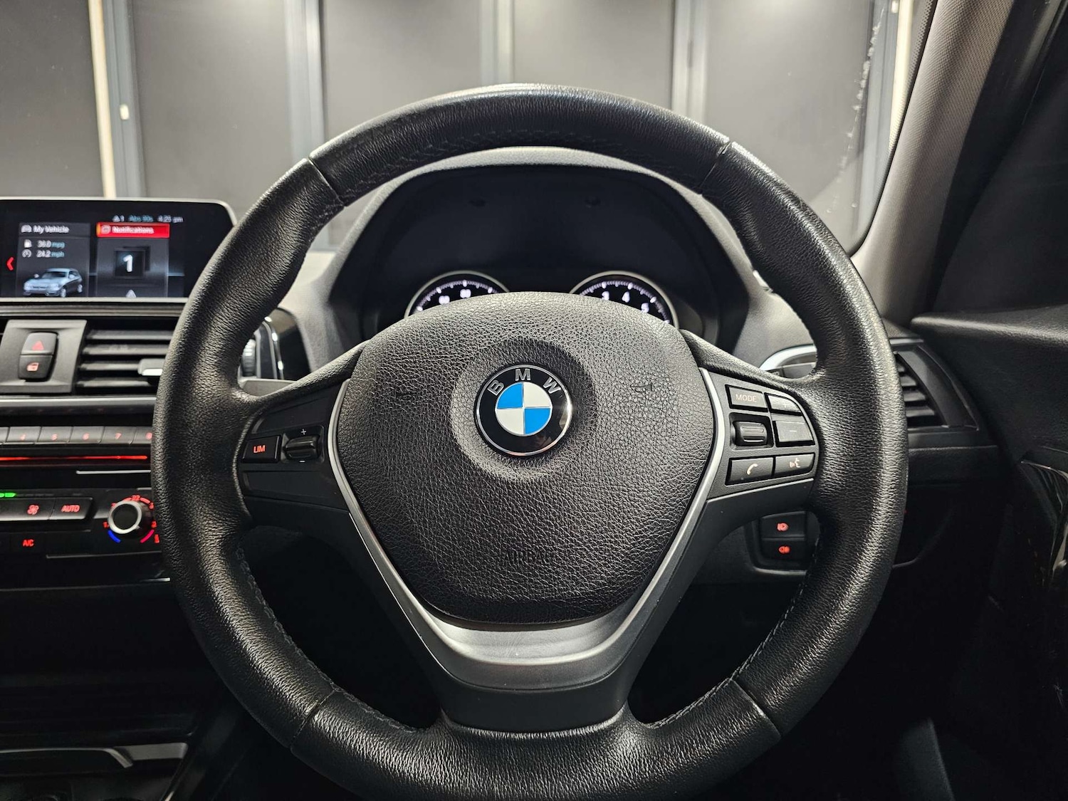 Used BMW 1 Series 2017 for sale - 76972397: Photo 10