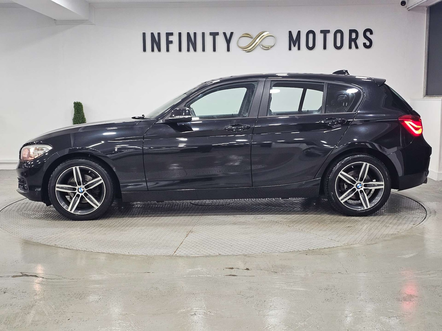 Used BMW 1 Series 2017 for sale - 76972397: Photo 20