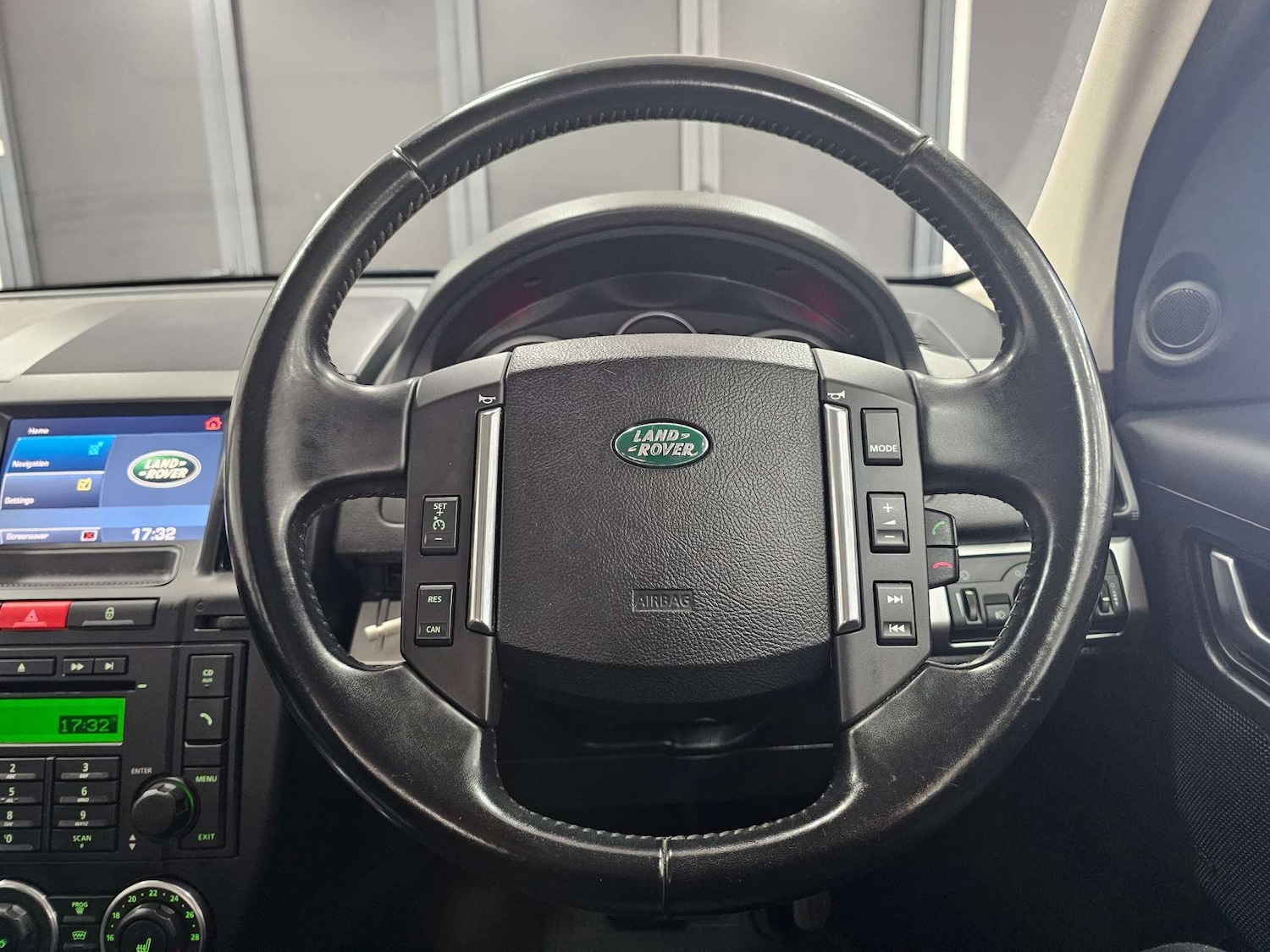 Used Land Rover Freelander 2012 for sale - 76972330: Photo 13