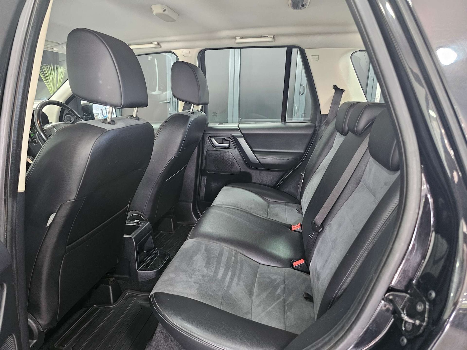 Used Land Rover Freelander 2012 for sale - 76972330: Photo 81