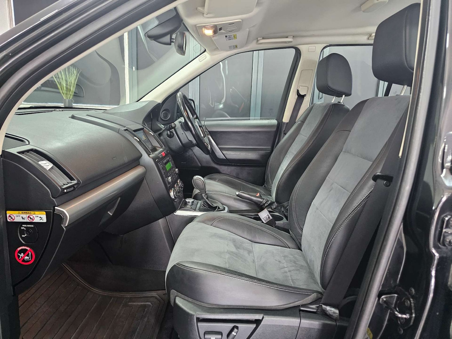 Used Land Rover Freelander 2012 for sale - 76972330: Photo 86