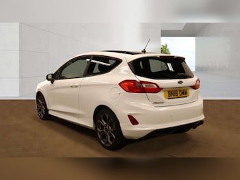 Used Ford Fiesta 2018 for sale - 78228079: Photo
