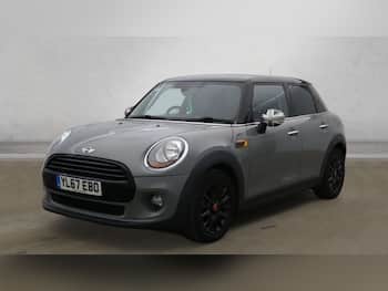 Used MINI Hatch 2018 for sale - 79673569: Photo