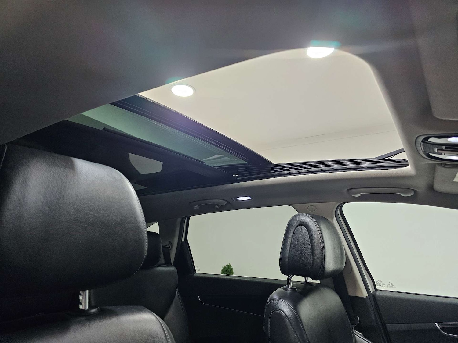 Used Kia Sorento 2016 for sale - 77355511: Photo 3