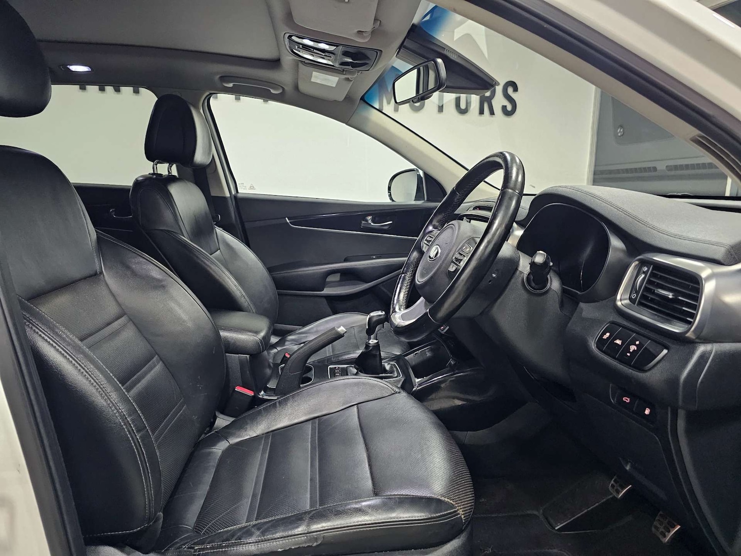 Used Kia Sorento 2016 for sale - 77355511: Photo 5