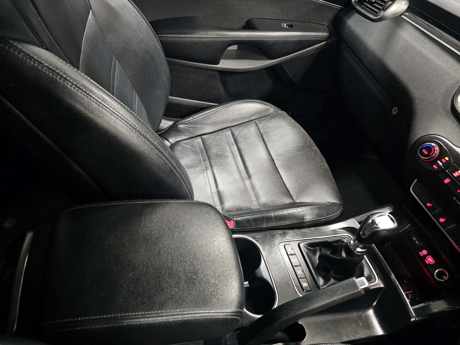 Used Kia Sorento 2016 for sale - 77355511: Photo 51