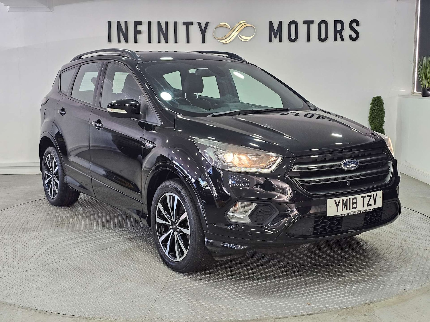 Used Ford Kuga 2018 for sale - 76972328: Photo 1