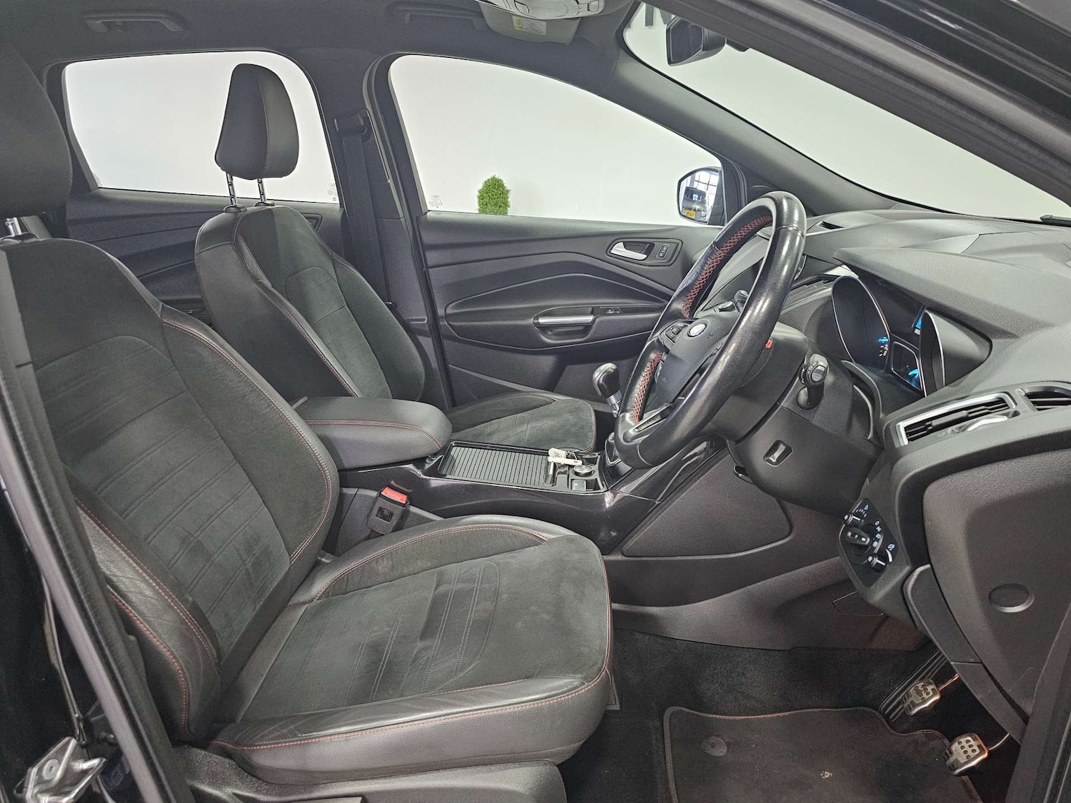 Used Ford Kuga 2018 for sale - 76972328: Photo 3