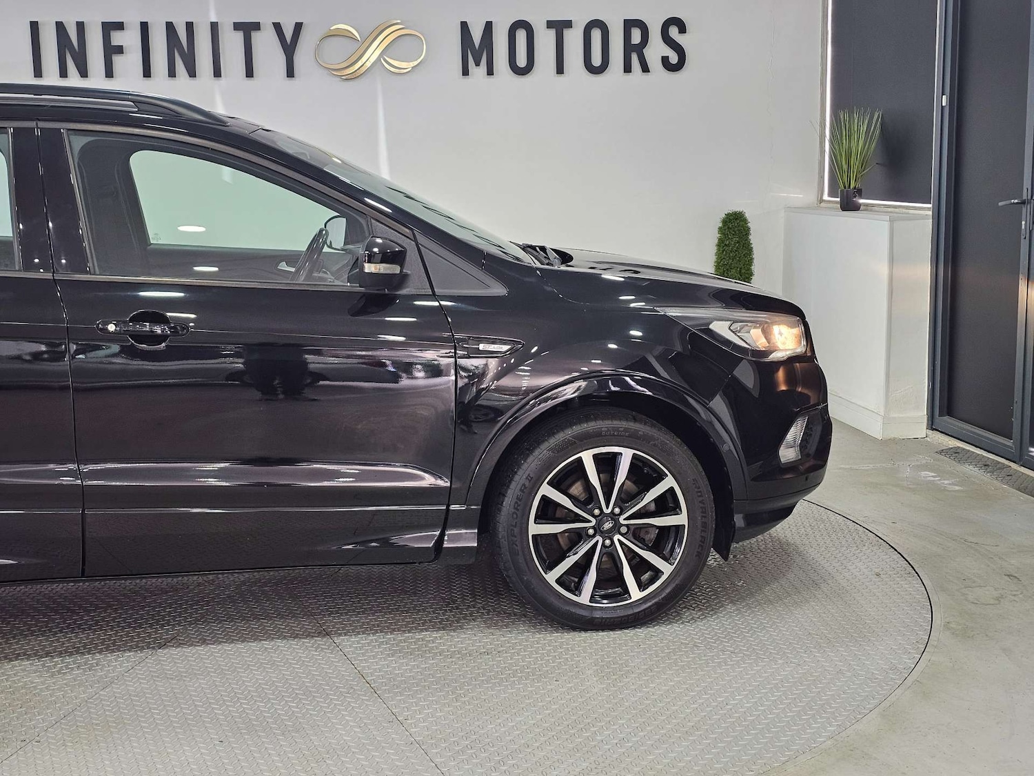 Used Ford Kuga 2018 for sale - 76972328: Photo 37