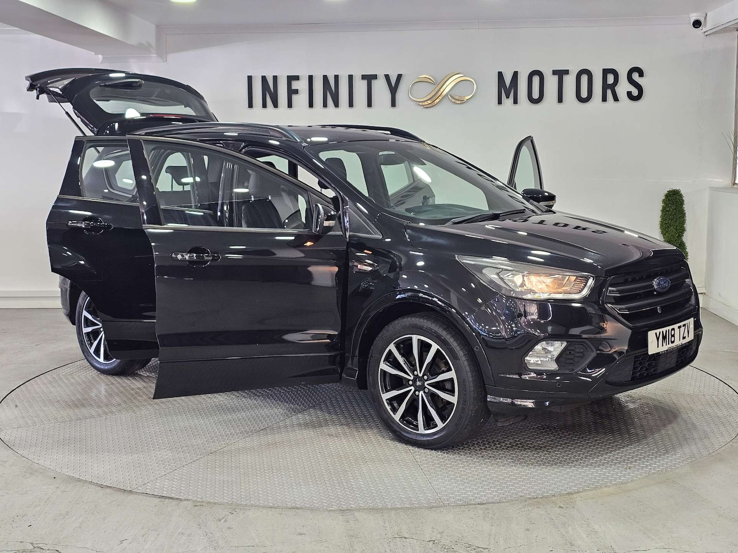 Used Ford Kuga 2018 for sale - 76972328: Photo 44