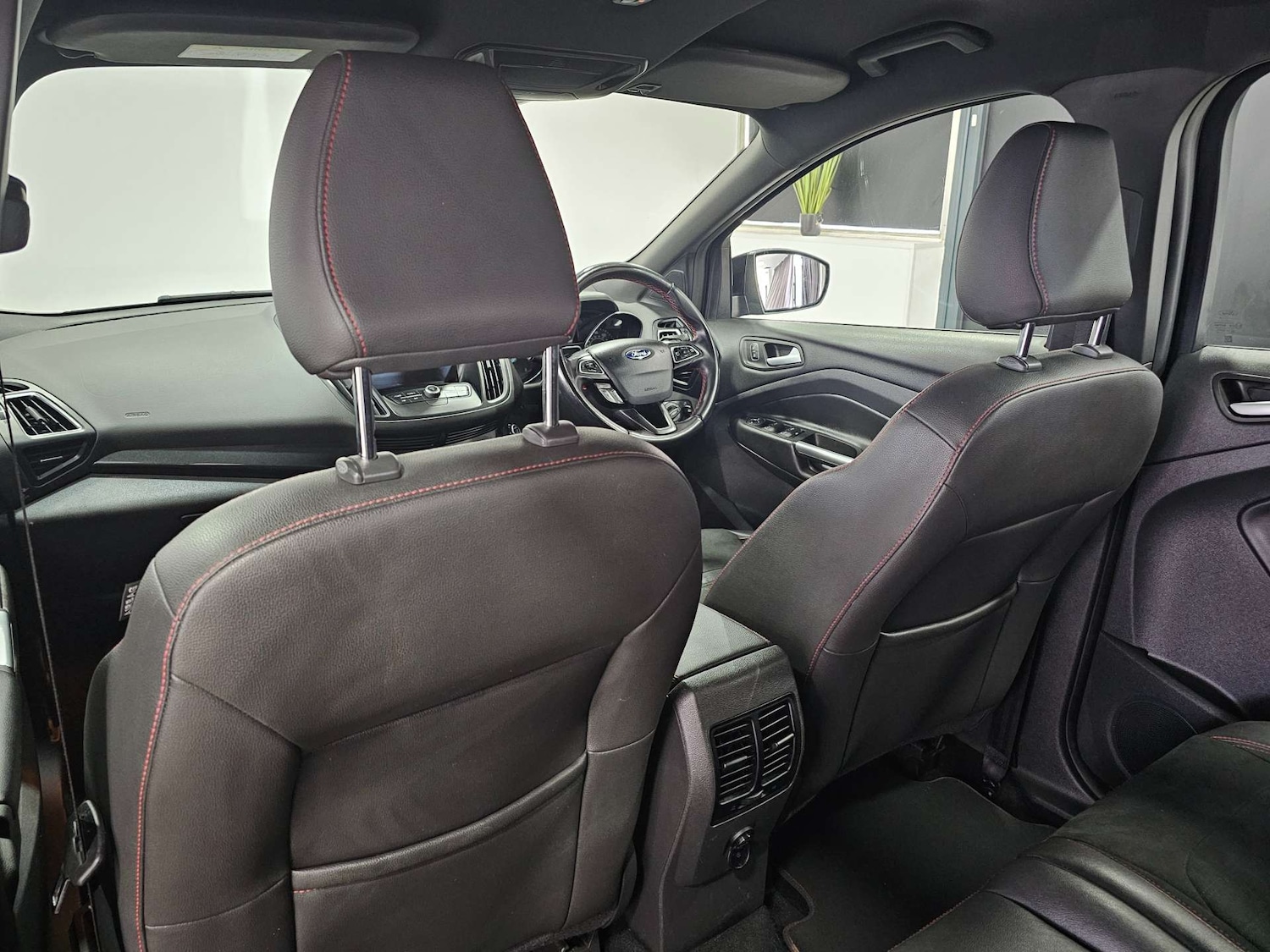 Used Ford Kuga 2018 for sale - 76972328: Photo 90