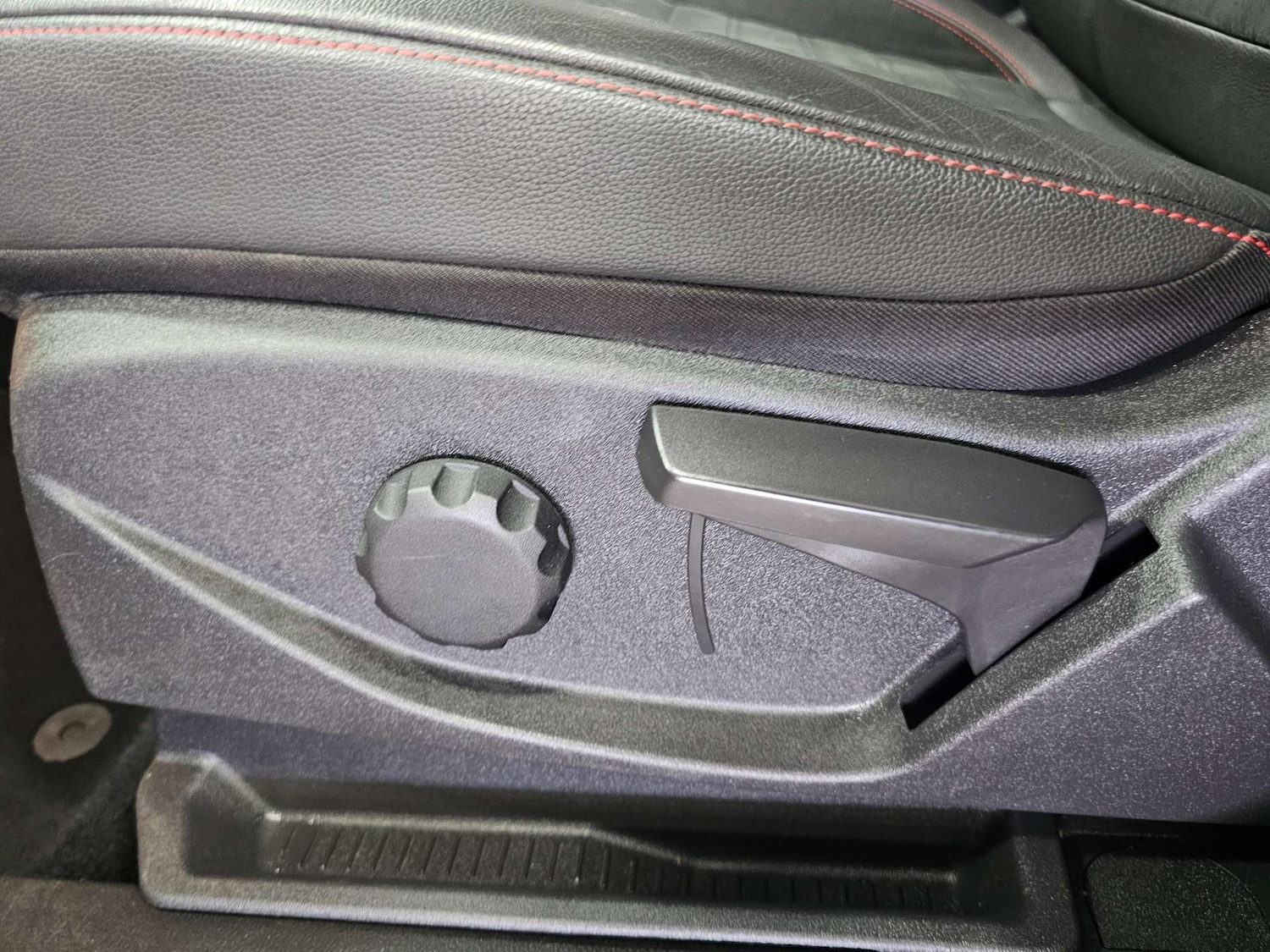 Used Ford Kuga 2018 for sale - 76972328: Photo 93