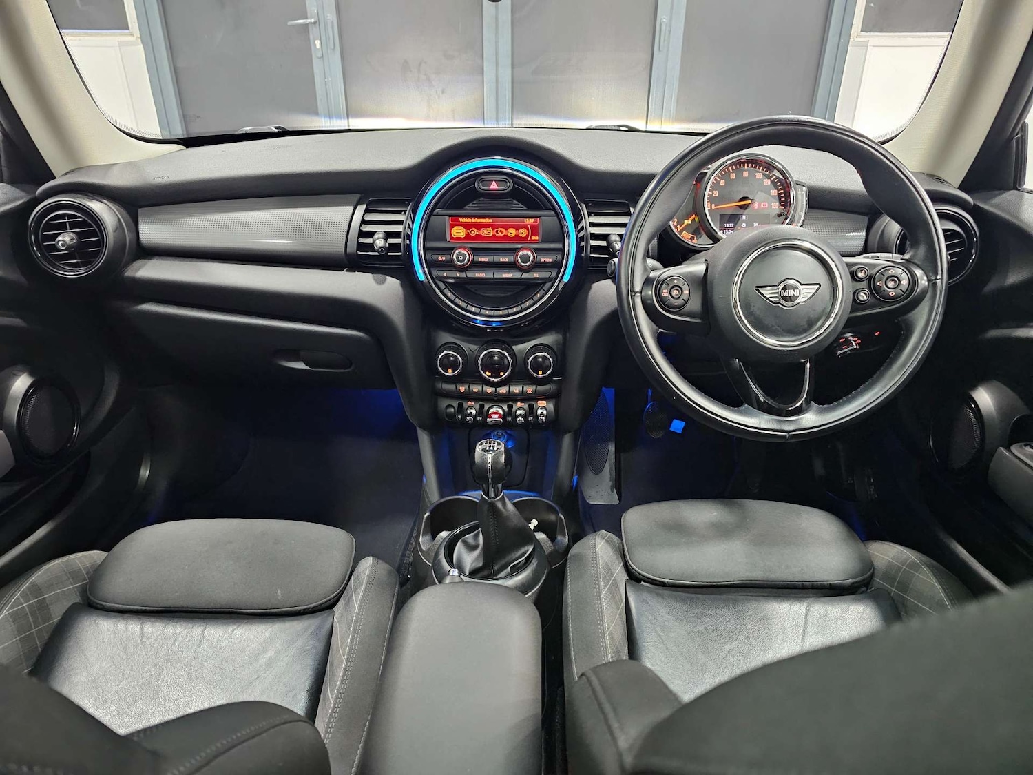 Used MINI Hatch 2017 for sale - 76972437: Photo 15