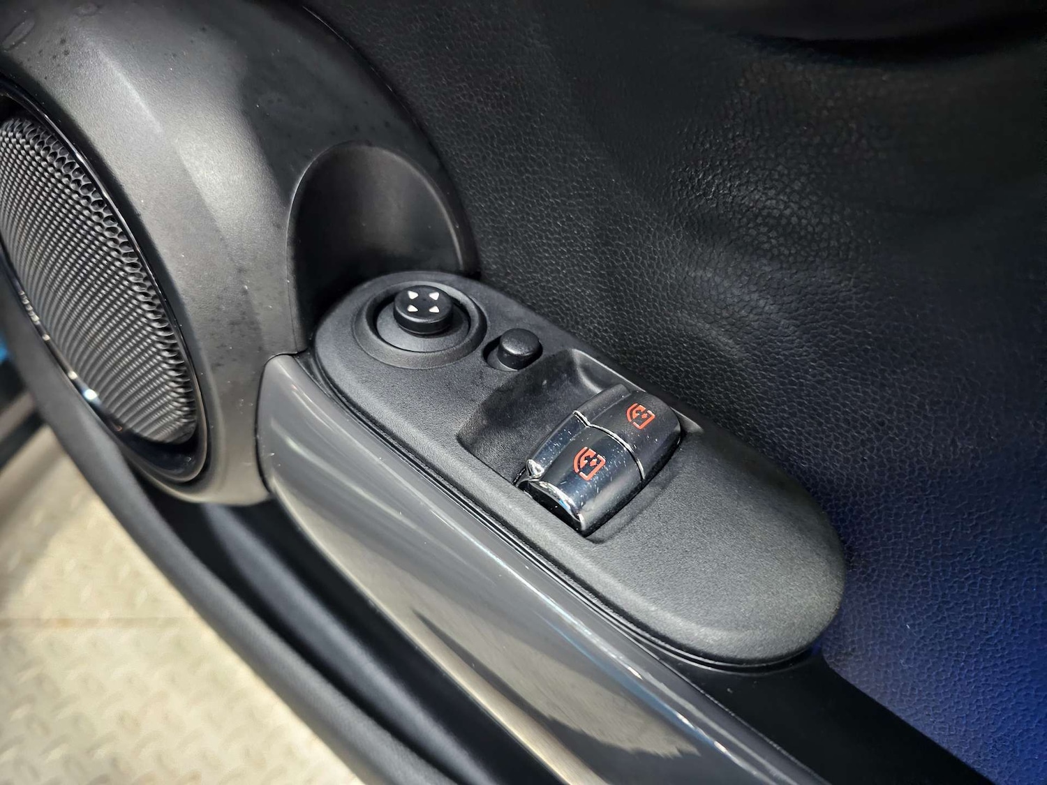 Used MINI Hatch 2017 for sale - 76972437: Photo 55