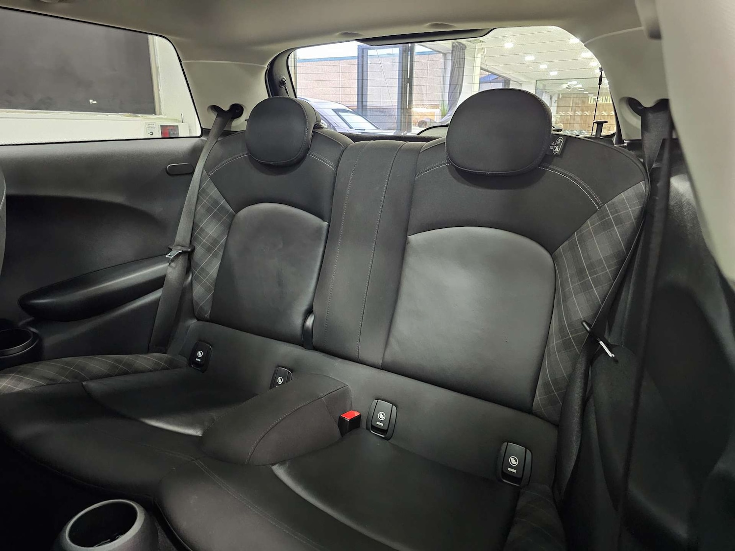 Used MINI Hatch 2017 for sale - 76972437: Photo 83